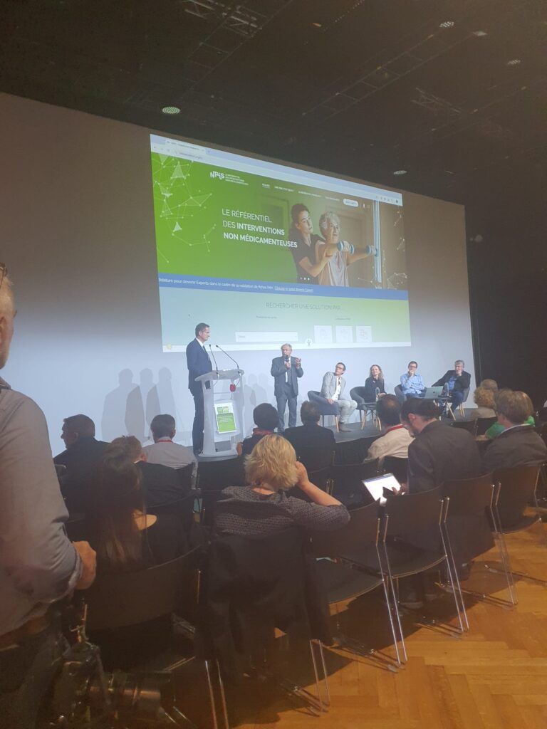 L’attribut alt de cette image est vide, son nom de fichier est NPIS-2024-2-768x1024.jpg.